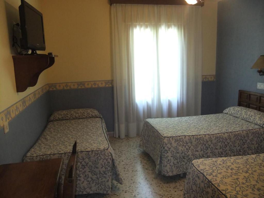 Hotel Latre Broto Rum bild